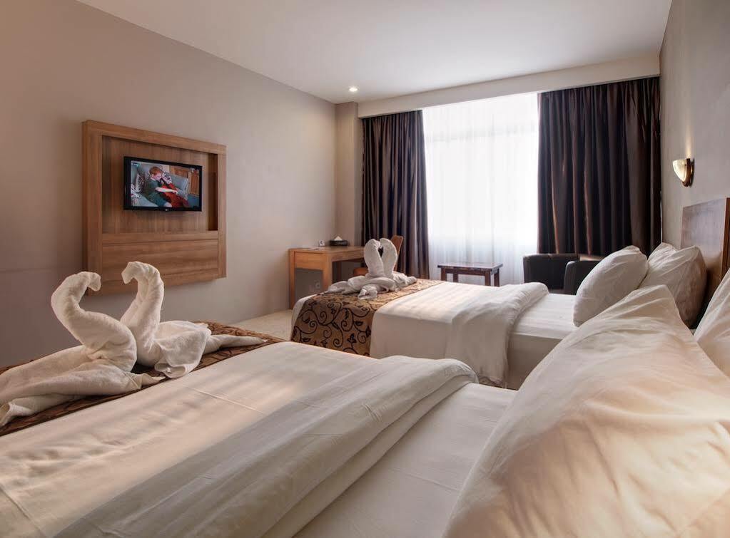 Horison Hotel Pematang Siantar Exteriér fotografie
